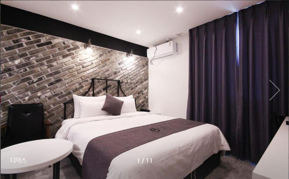 Gray Motel Pohang Extérieur photo